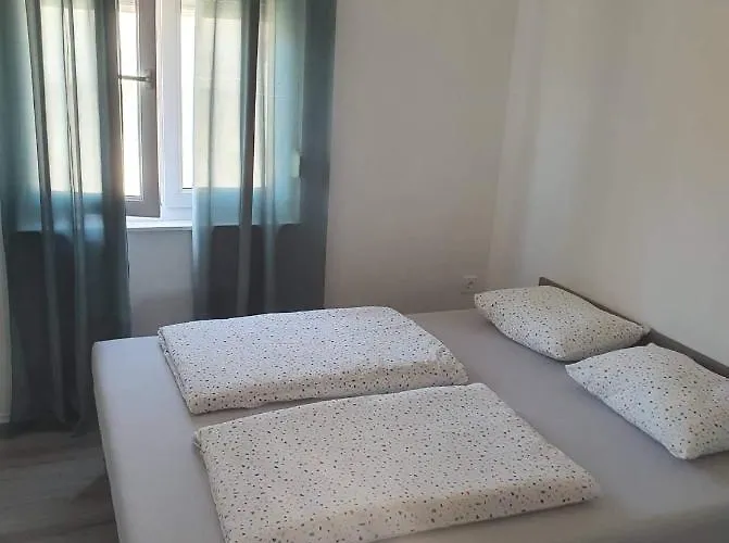 Lejlighed New Vir, 200m From *