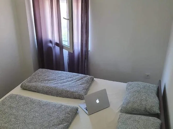 New Vir, 200m From Lejlighed Vir