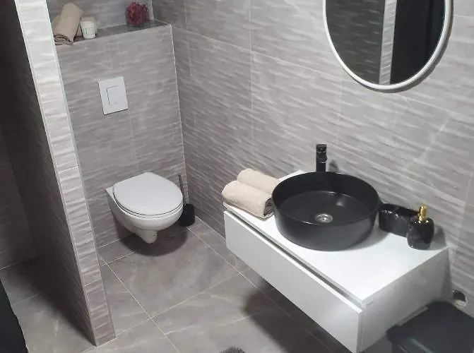 New Vir, 200m From Appartement *